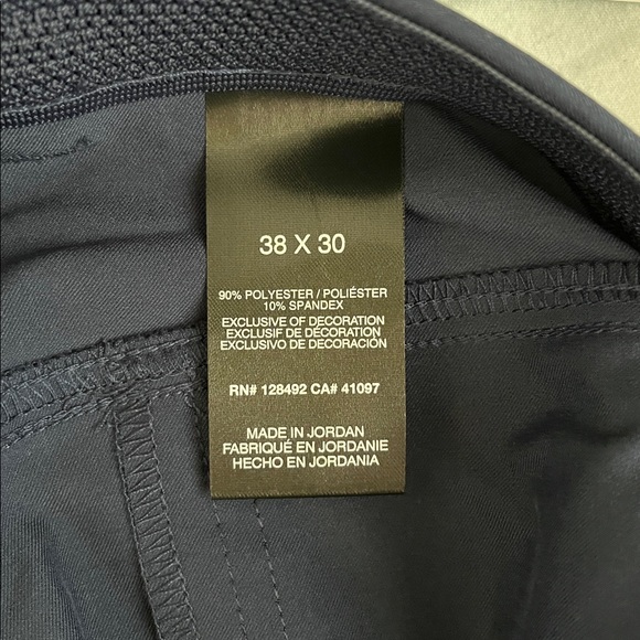 NEW Greg Norman Mens Ultimate Luxury Stretch 5 Pocket Navy Blue Pants Size 38x30 - Picture 8 of 8